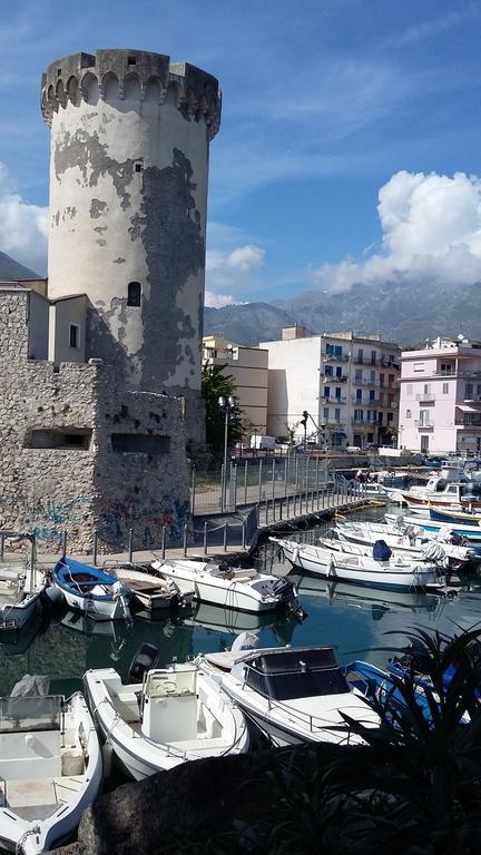Casa Vacanze Torre Di Mola Формия Экстерьер фото