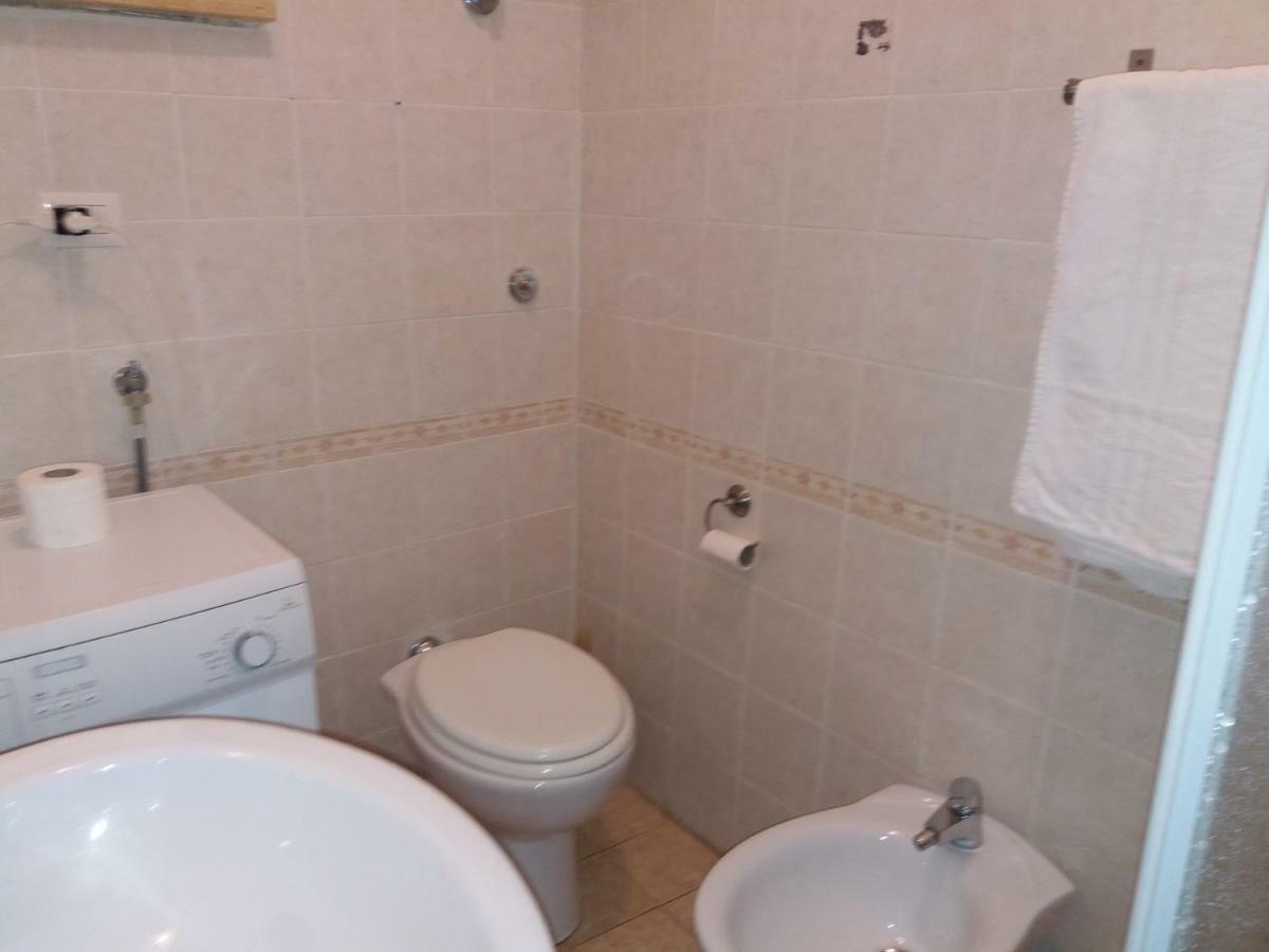 Casa Vacanze Torre Di Mola Формия Экстерьер фото